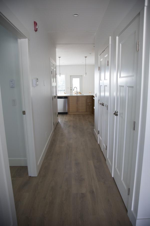 Pacific Point Market And Suites Powell River Eksteriør bilde